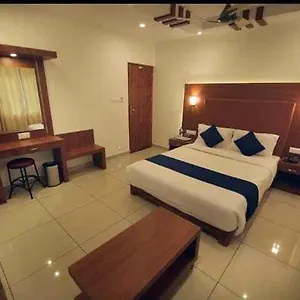 White Portico Lodge